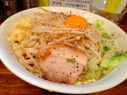 東京・秋葉原の二郎インスパイヤ系まぜそば「麺処 マゼル MAZERU」に行ってきた