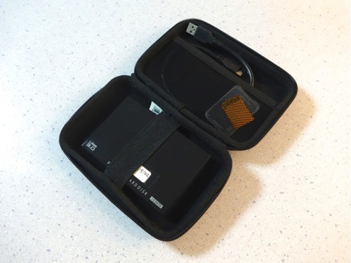 【レビュー】ポータブルハードディスク専用の収納ケースを買ってみた