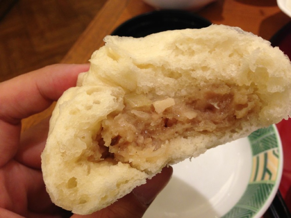 osaka-hourai-butaman-20130125-131502.jpg あんが肉たっぷりでおいしいです