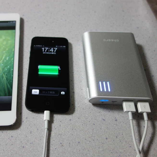 これは安い！ iPhoneを約5回フル充電できる3,280円のバッテリー cheero Power Plus 2