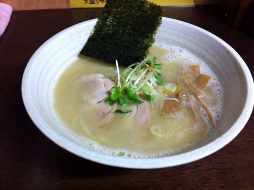 鶏チャーシューがうまい！東京・中野にある「藤丸」で「らーめん 鶏塩味」を食す！