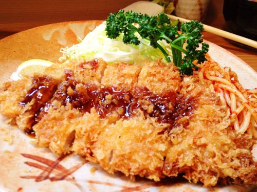 スパゲティ付きが懐かしい！ 東京・秋葉原にある「とんかつ冨貴（とんかつ・ふき）」で「ロースかつ定食」を食す！