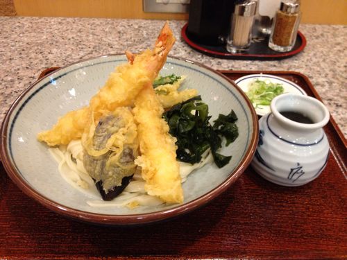 名古屋の「きしめん よしだ エスカ店」に行ってきた